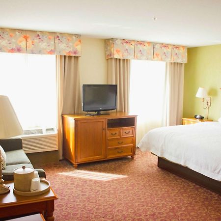 Hampton Inn & Suites Колледж-Стейшн Экстерьер фото